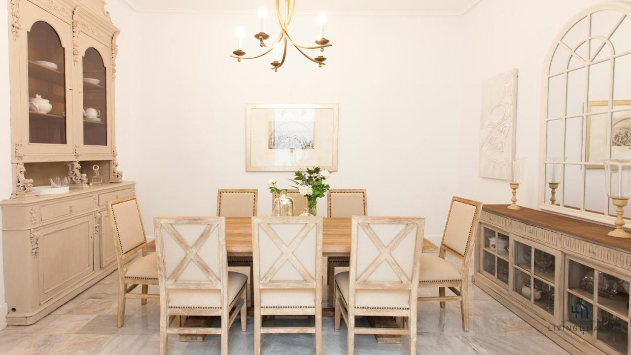 Living4Malaga Aduana Presidential Apartment Exterior photo